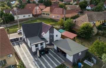 Eladó családi ház