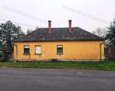 Kedvező áron és lokációban eladó CSALÁDI HÁZ KÖVESKÁLON