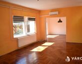 Eladó családi ház Gyula 44 900 000 Ft