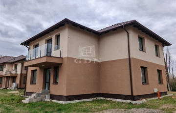 Eladó családi ház