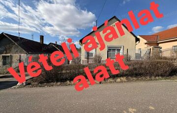 Eladó családi ház