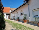 Eladó családi ház Pécs 269 000 000 Ft