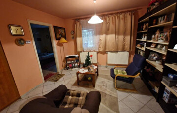 Eladó családi ház