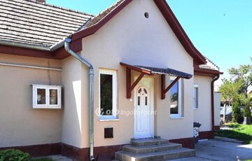 Eladó családi ház