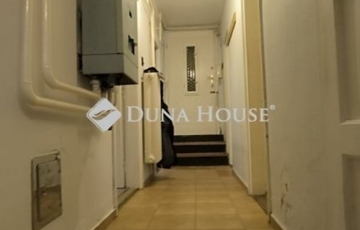 Eladó lakás