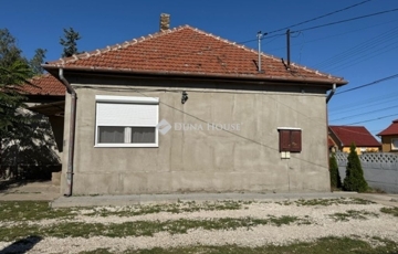 Eladó családi ház