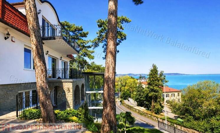 Mediterrán hangulatú, panorámás EXKLUZÍV VILLA TIHANYBAN                                 