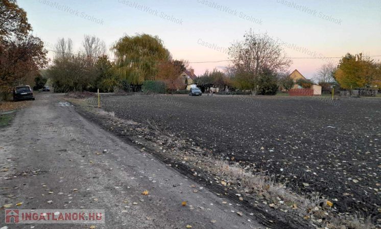 Öcsöd Harangzug üdülő övezetben zártkert eladó