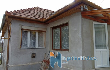 Eladó családi ház