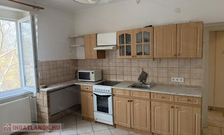 Eladó lakás Tatabánya,Újváros