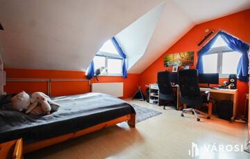 Eladó családi ház