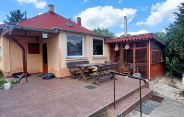 Eladó családi ház