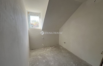 Eladó lakás