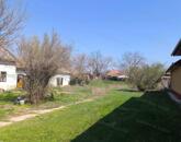 Cibakháza központjában felújítandó családi ház nagy portával eladó