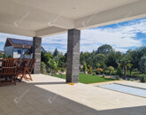 Eladó családi ház Komárom 680 000 000 Ft