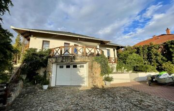 Eladó családi ház