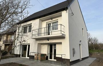 Eladó családi ház