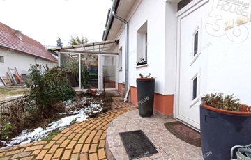 Eladó iroda/üzlethelyiség