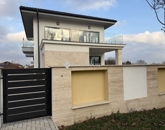 Eladó családi ház Érd 174 900 000 Ft