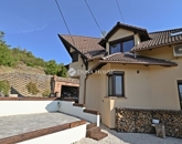 Eladó családi ház Pécs 179 000 000 Ft