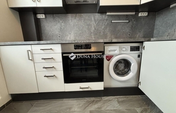 Eladó lakás