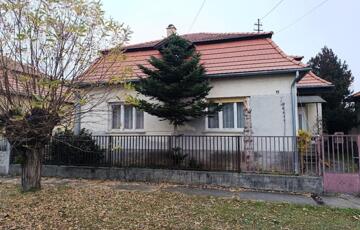 Eladó családi ház