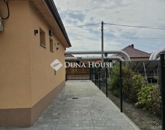 Eladó családi ház Szekszárd 99 999 000 Ft