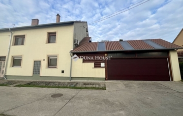 Eladó családi ház