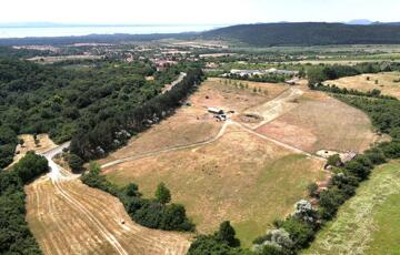 Eladó telek/földterület