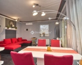 Eladó lakás Üllő 100 000 000 Ft