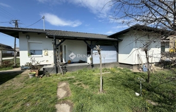 Eladó családi ház