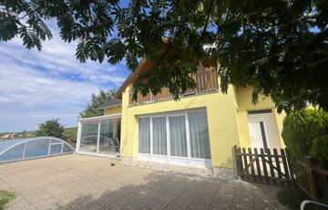 Eladó családi ház