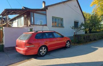 Eladó családi ház