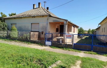 Eladó családi ház