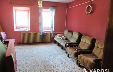 Eladó családi ház