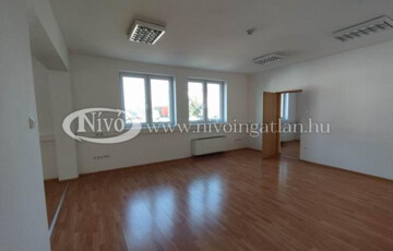 Kiadó ipari ingatlan