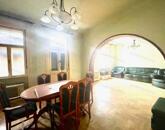 Eladó Szolnok központjában Fiumei uton 532 m2 telken 100m2 családi ház