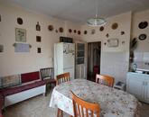 Eladó családi ház Oroszlány kedvelt részén, a Borbála városrészben!