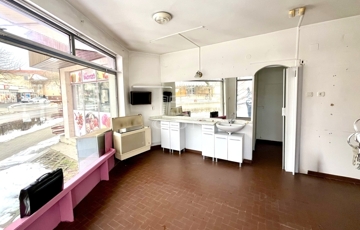 Eladó iroda/üzlethelyiség