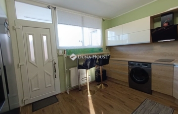 Eladó lakás