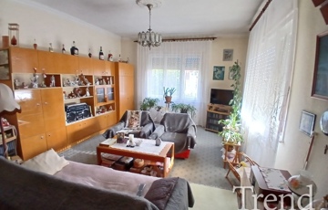 Eladó családi ház