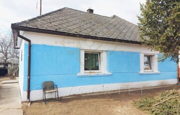 Eladó családi ház