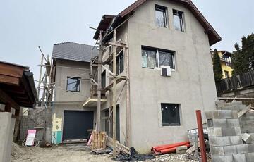 Eladó ipari ingatlan