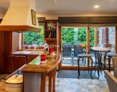 Eladó családi ház Pécs 460 000 000 Ft