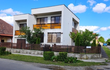 Eladó családi ház