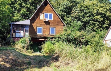 Eladó családi ház