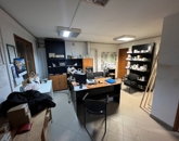 Kiadó iroda/üzlethelyiség Pilis 450 000 Ft