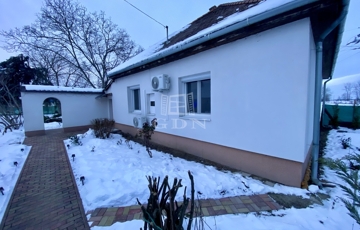 Eladó családi ház
