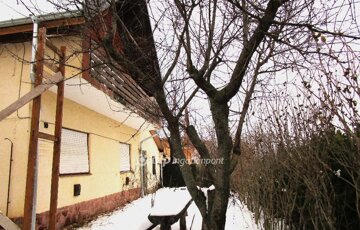 Eladó családi ház