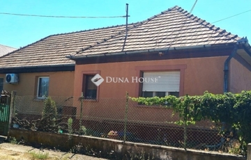 Eladó családi ház